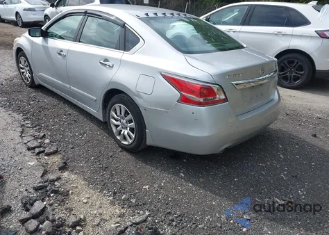 2015 Nissan Altima 2.5 S from USA, damaged, VIN 1N4AL3AP3FN872375